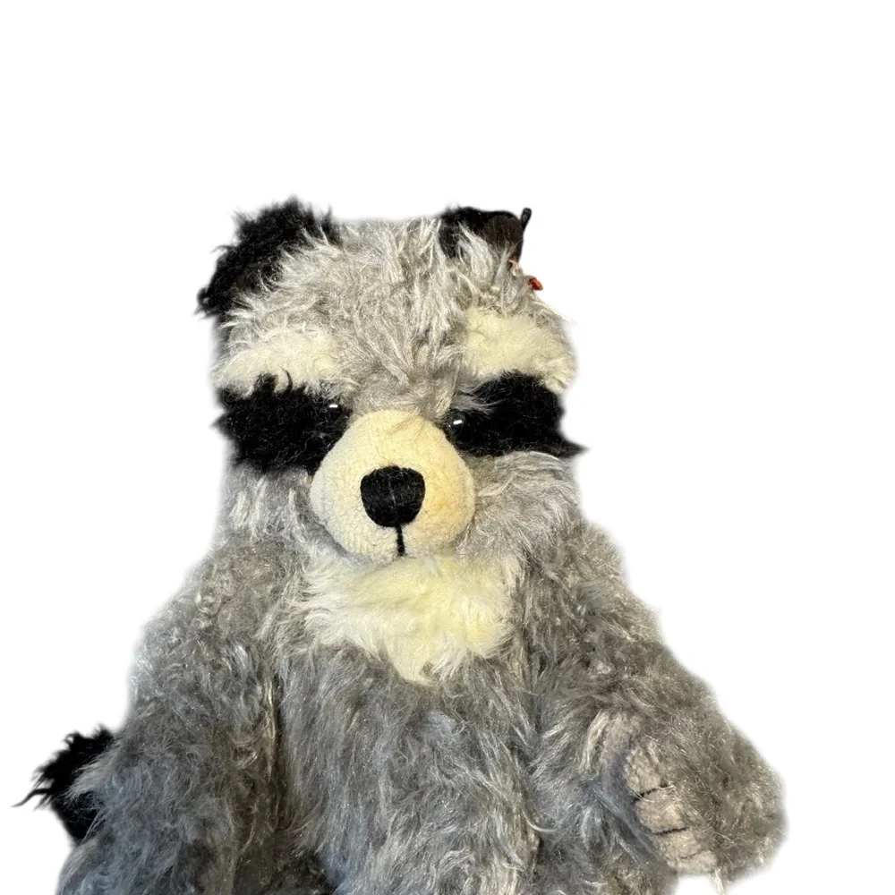 Vintage 1993 Radcliffe The Raccoon Thief of Hearts TY Beanie Babies